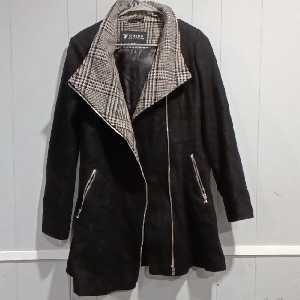 Guess Women's Black Trench Coat with Plaid Collar